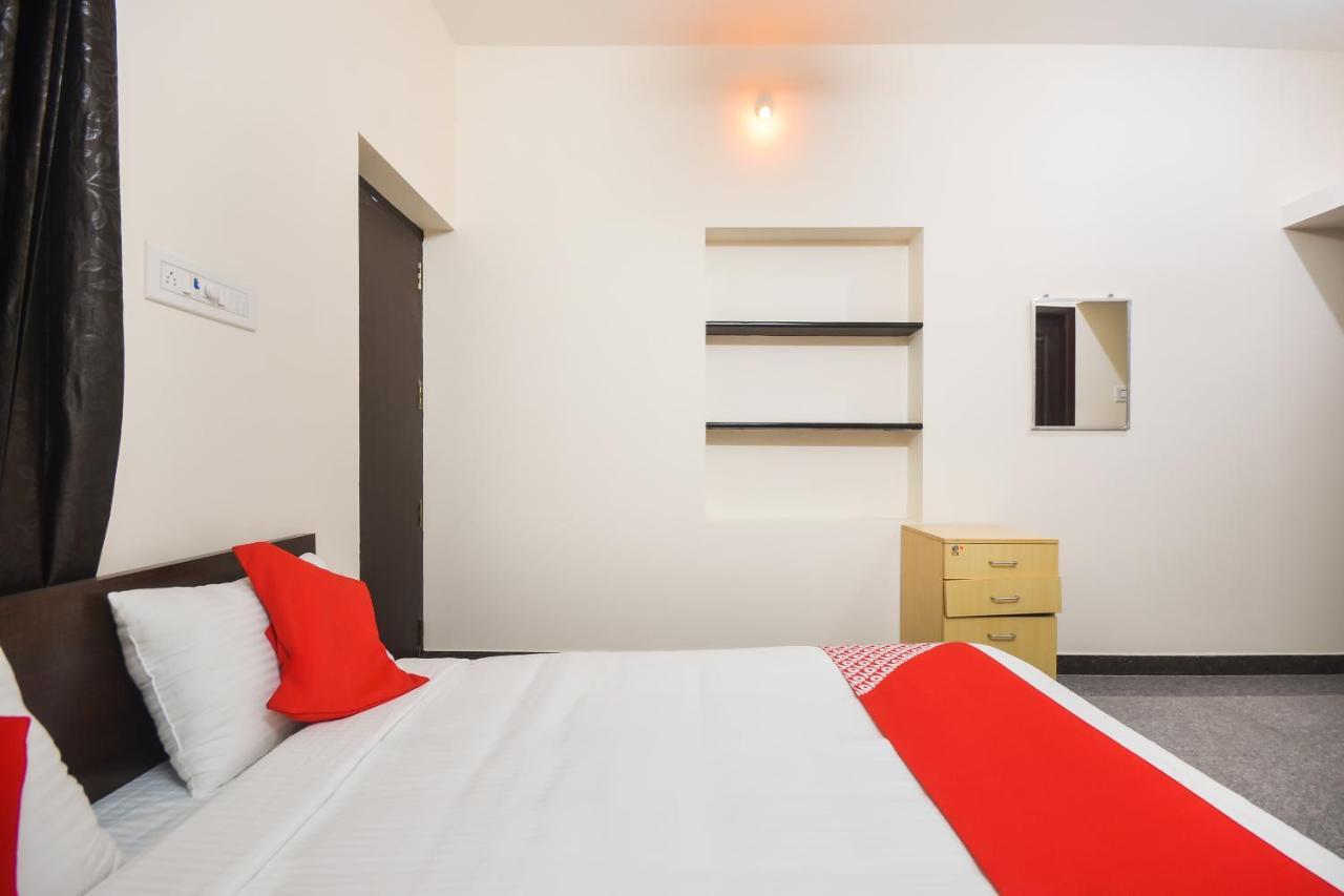โอโย 70250 รอยัล เรซิเดนซี Hotel Namakkal ภายนอก รูปภาพ