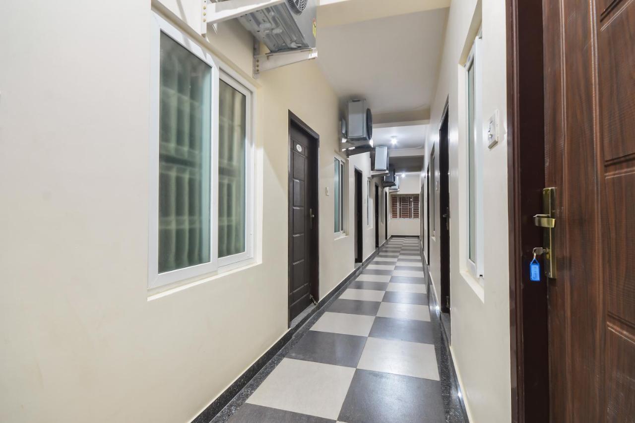 โอโย 70250 รอยัล เรซิเดนซี Hotel Namakkal ภายนอก รูปภาพ